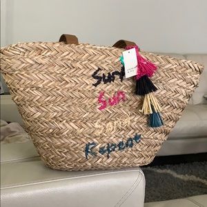 Crown & Ivy Weaved Beach Pool Bag/Tote